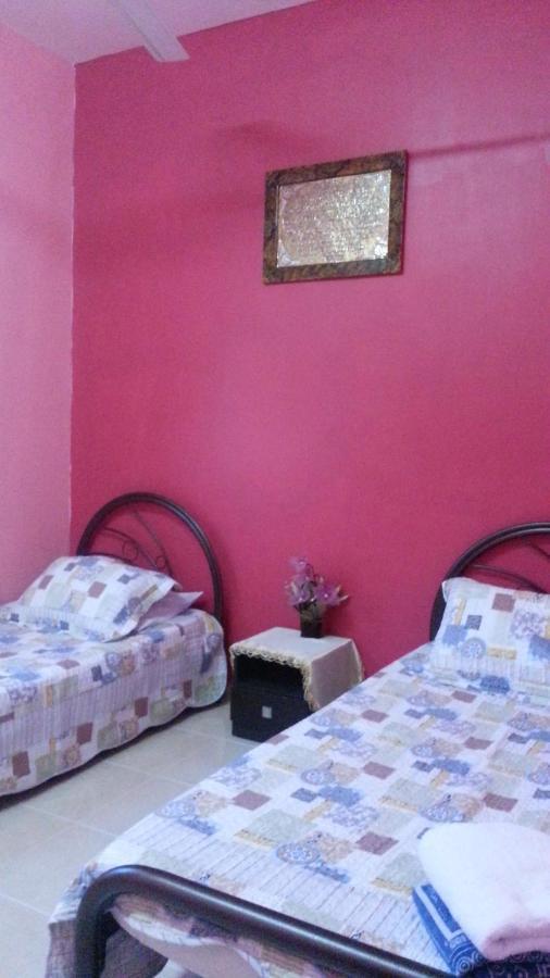 Yasmeen Homestay Kemaman Chukai Экстерьер фото